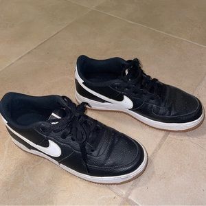 Black Nike Air Force 1s Size 7 Youth Kids